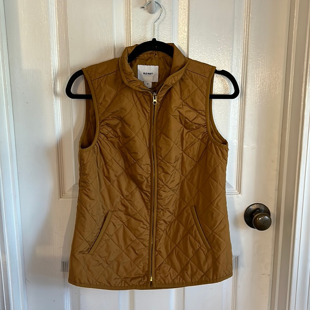 Old Navy Mustard Gold Diamond Detail Vest